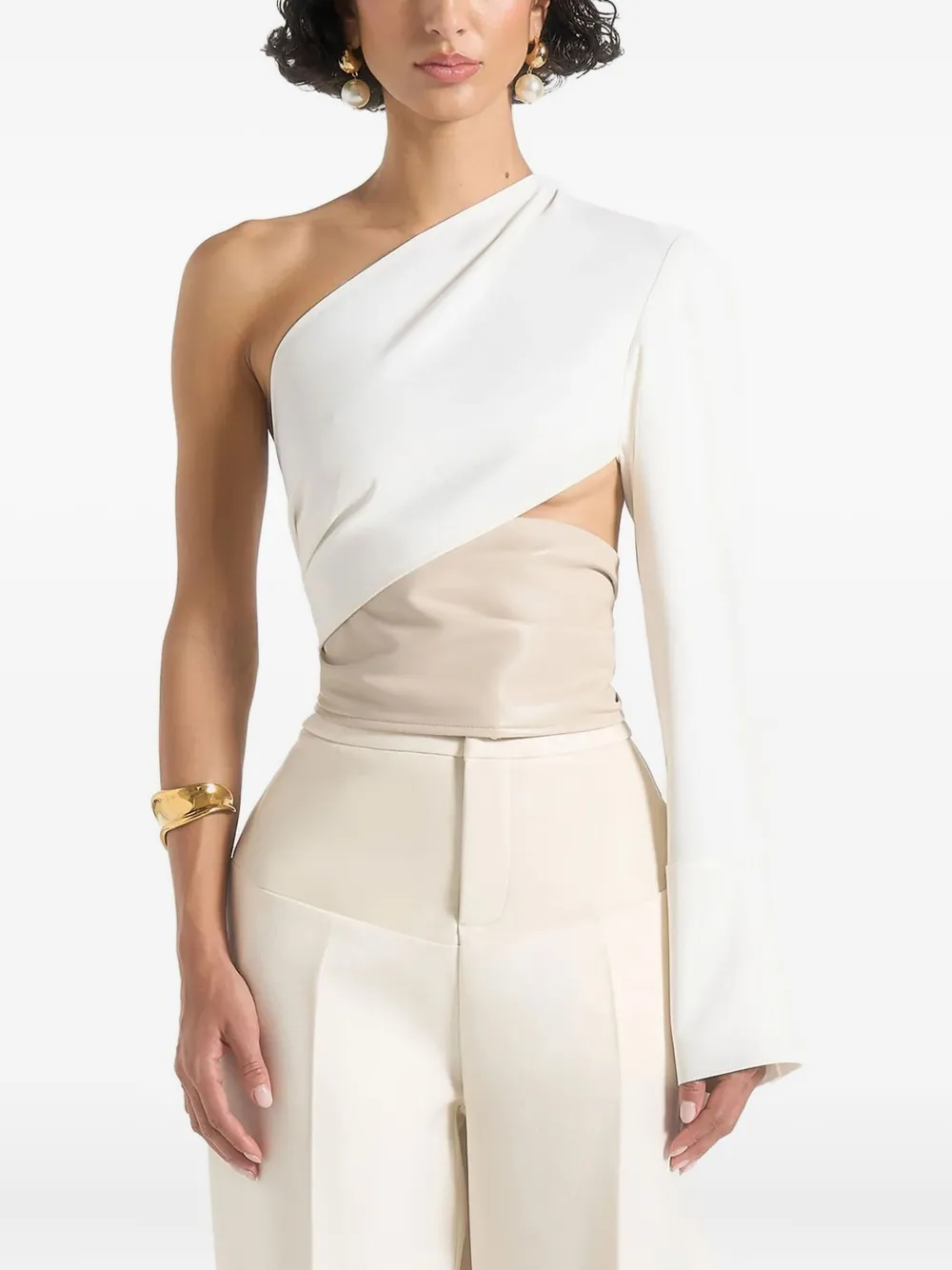Manière De Voir Coralie one-sleeve faux-leather wrap white top 